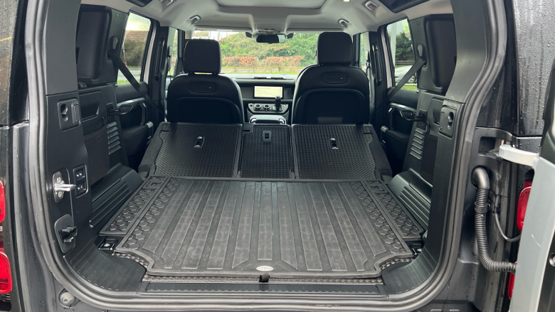 Land Rover Defender 2.0 D240 First Edition 110 5dr Auto Diesel Estate